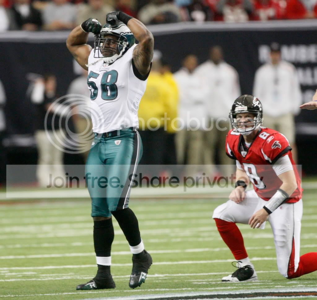EaglesFalconsFootba_Merr6.jpg