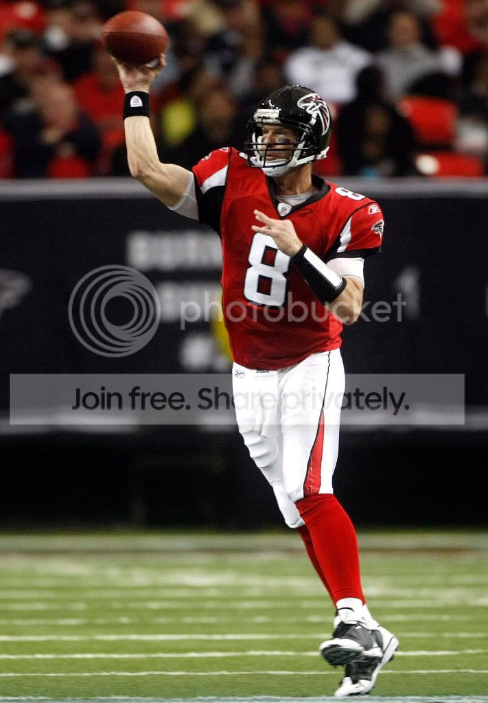 EaglesFalconsFootba_Merr5.jpg