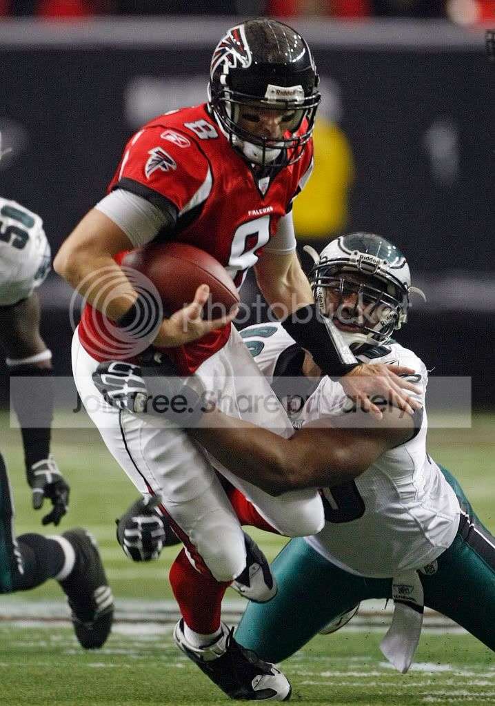 EaglesFalconsFootba_Merr4.jpg