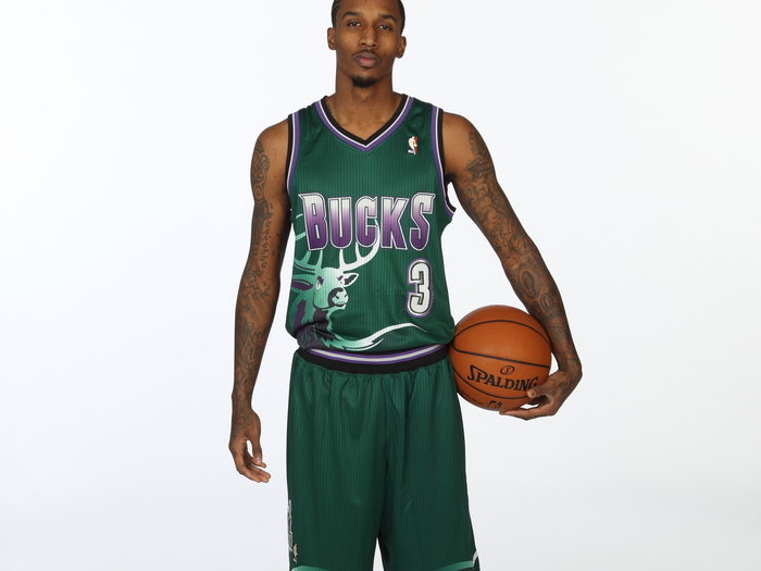 bucks2013throwback_fullsize_story1.jpg