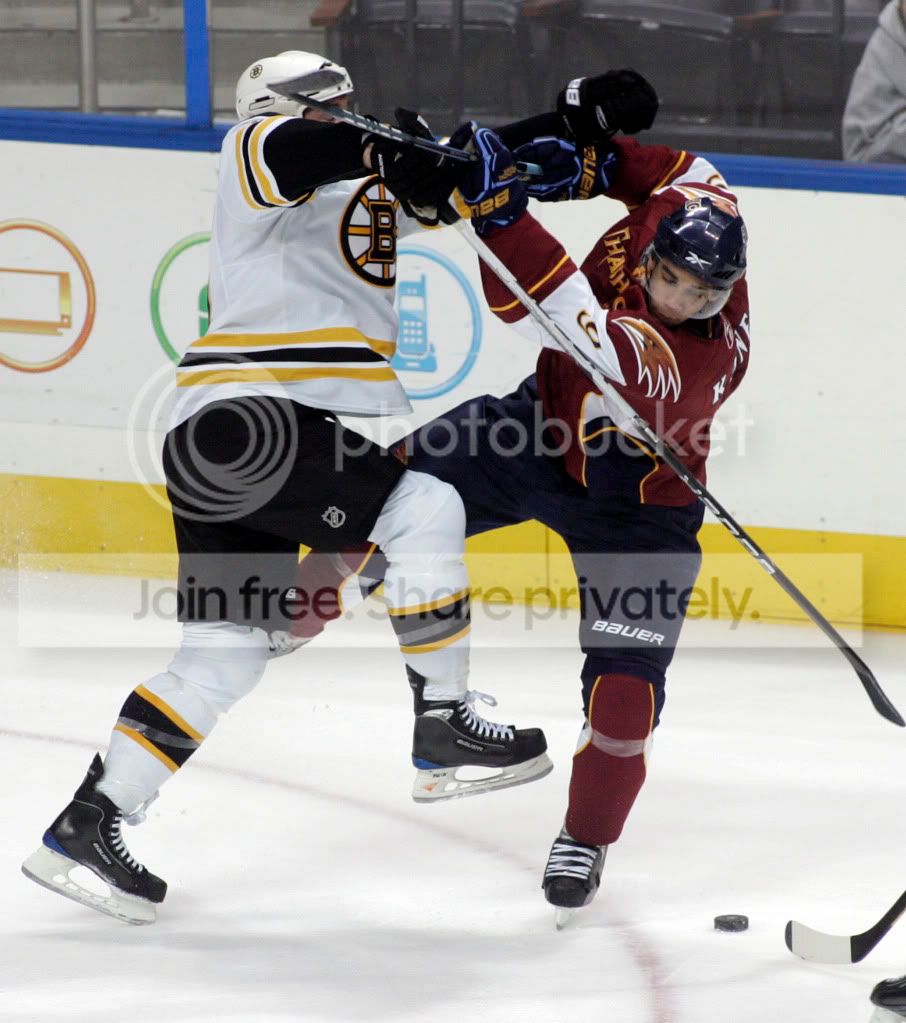 BruinsThrashersHock_Merr4.jpg