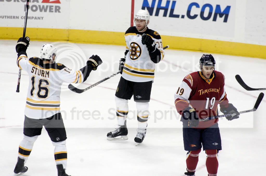 BruinsThrashersHock_Merr.jpg