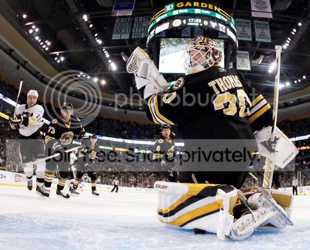 PenguinsBruinsHocke_Merr4.jpg