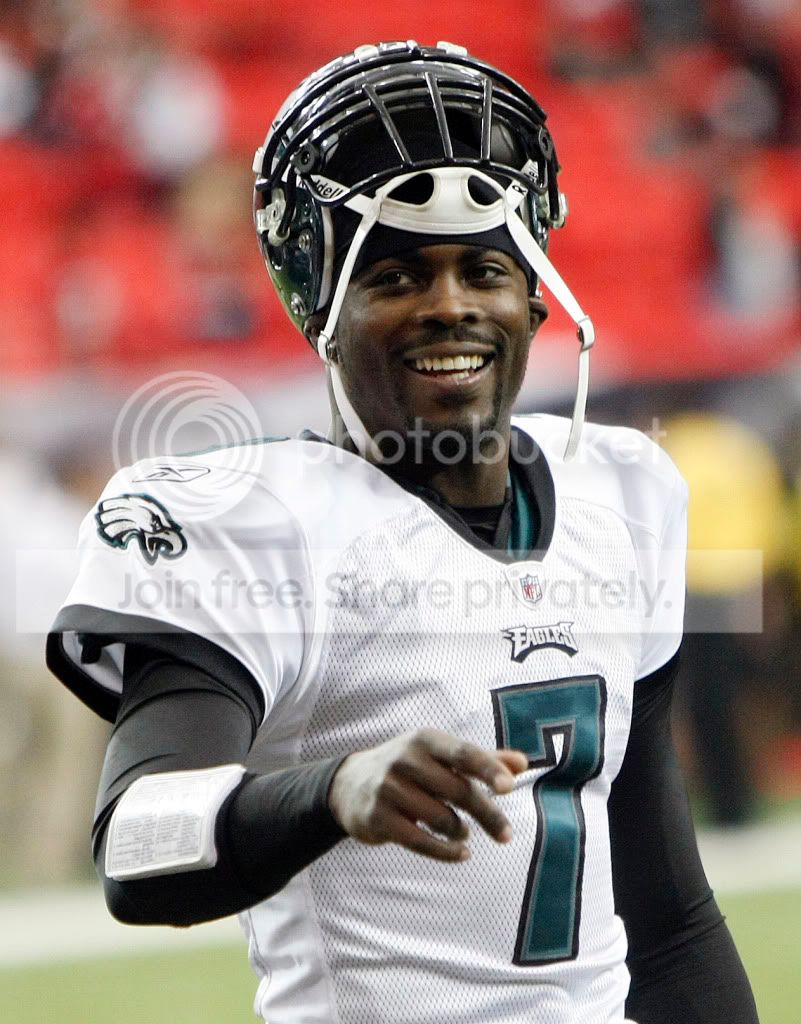 EaglesFalconsVickR_Merr3.jpg