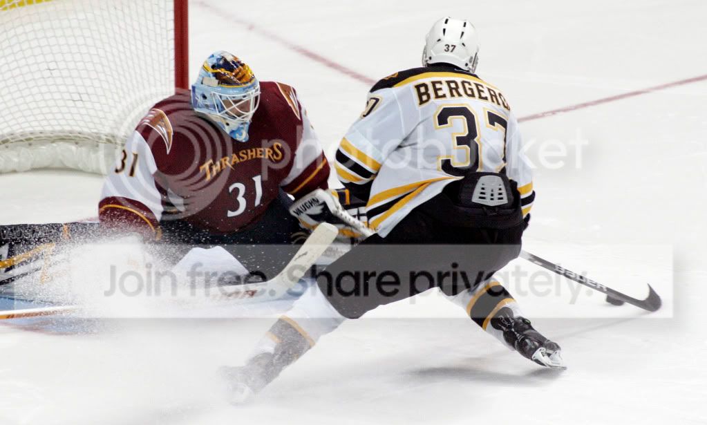 BruinsThrashersHock_Merr2.jpg