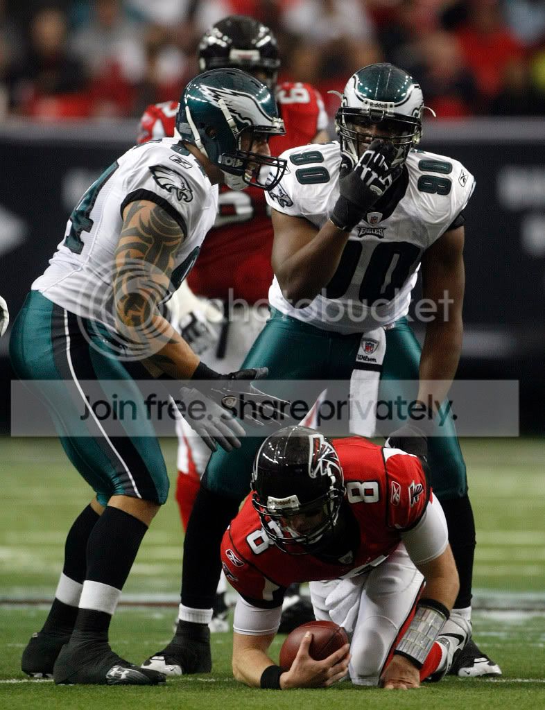 EaglesFalconsFootba_Merr3.jpg