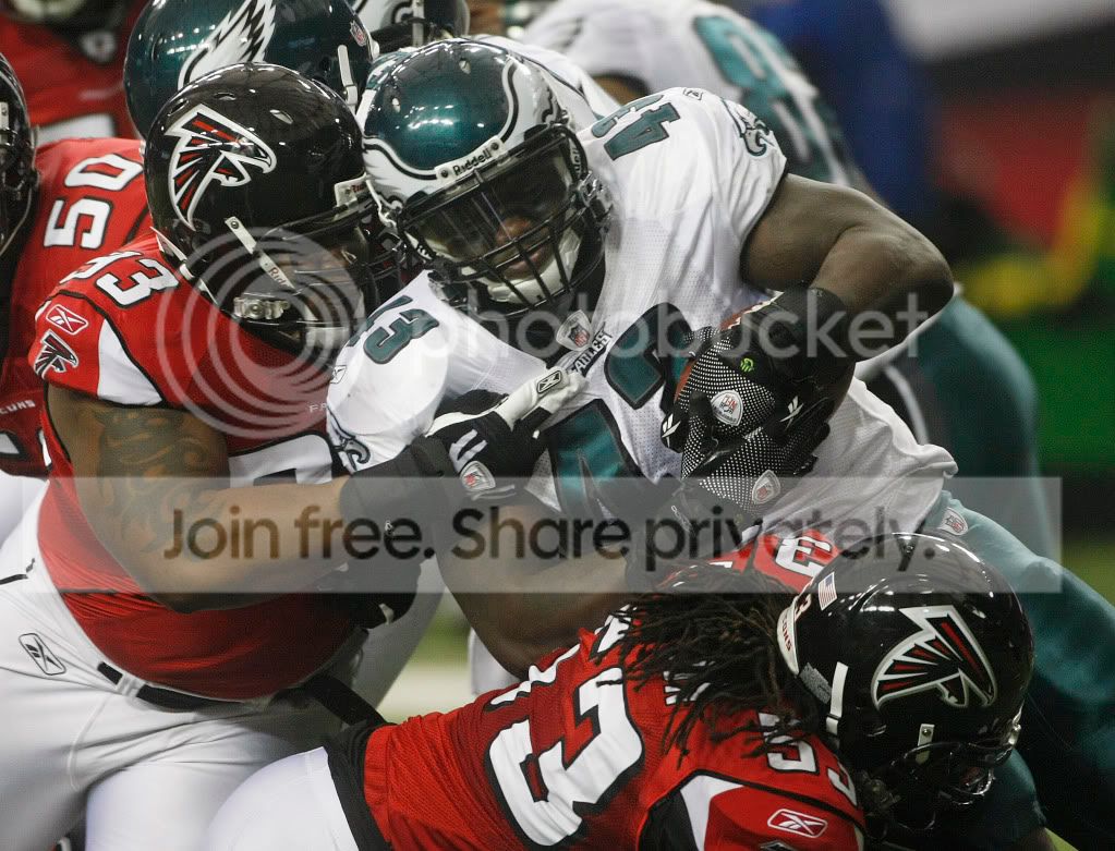 EaglesFalconsFootba_Merr14.jpg