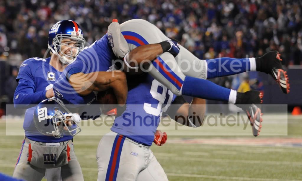CowboysGiantsFootba_Merr2.jpg